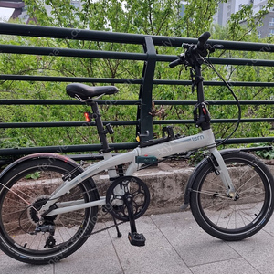 턴 tern D8 접이식 자전거(한 달 전 구매)