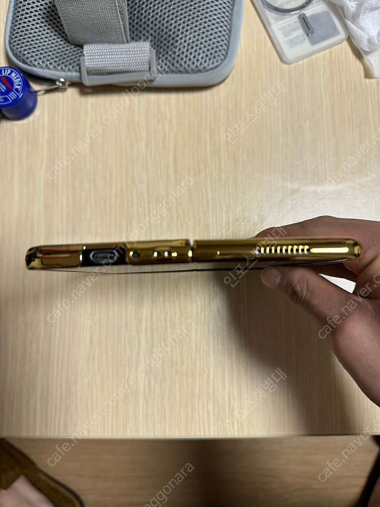 폴드3 512g 멋진케이스 상태좋음--1