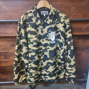 Bape 퍼스트 카모 코치자켓 (택 L)