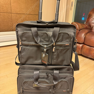 TUMI 출장용 기내용 캐리어,노트북가방