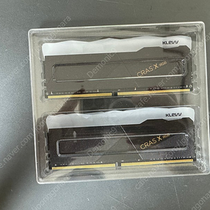 KLEVV CRAS X DDR4 3200 32GB(16X2) 튜닝램 판매합니다.