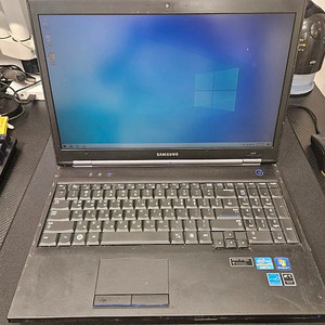 삼성 NT200B5C-S513Z 노트북