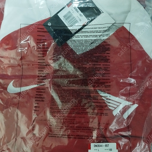 나이키 x T1 헤리티지 반팔 티셔츠 사이즈L 100 미개봉 새상품 DN354-657. 2.6만