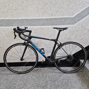 2020 giant TCR advanced 2 KOM SE