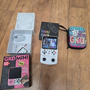 휴대용게임기 GKD MINI PLUS +512한방팩,악세사리 포함