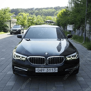 BMW5시리즈 (G30) 520i 럭셔리 (5인승)중고차 할부 리스 카드 전액할부 가능합니다