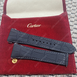 Cartier 까르띠에 신형 산토스 라지 스트랩 새제품