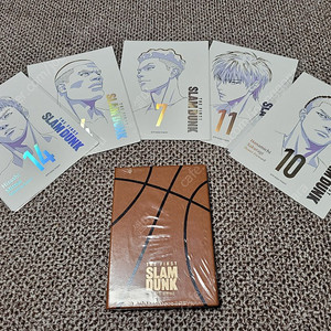 [새상품] 메가박스 더퍼스트 슬램덩크 굿즈세트 (엽서북 + 홀로그램 카드 5종)