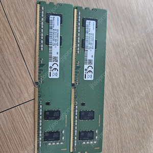 DDR4 4G램 2개