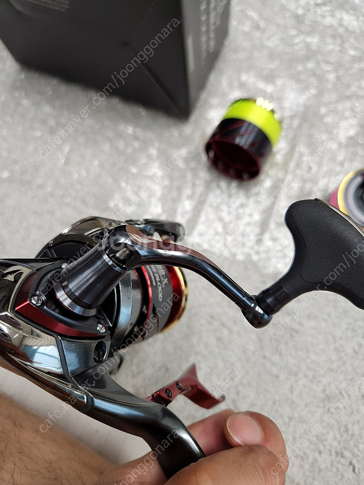 시마노 19파이어블러드 C3000DXG 양방(윤성정품)--2