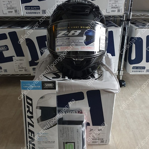 [미개봉] 쇼에이(SHOEI) Z-8 무광 블랙 헬멧 판매