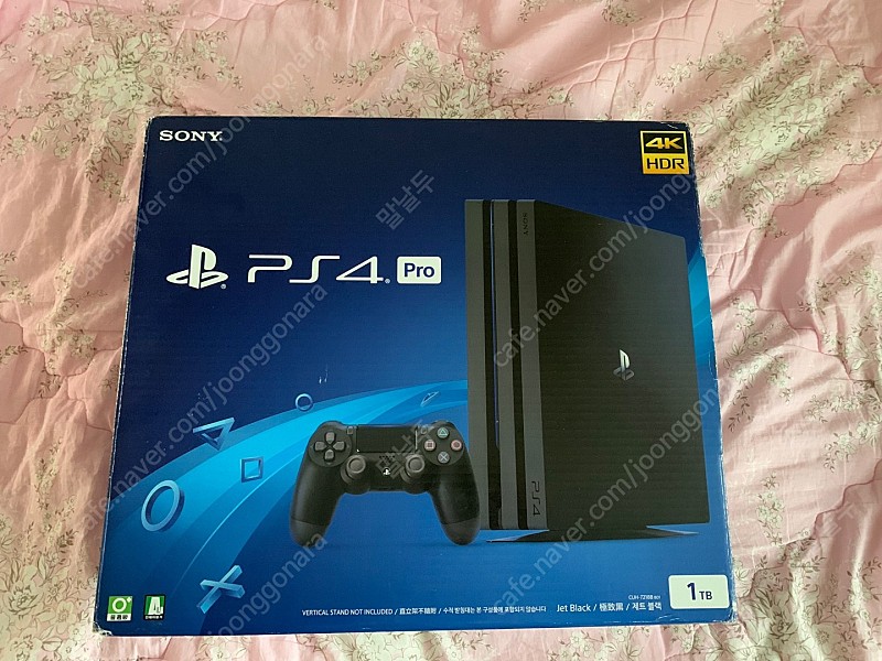 PS4 PRO 1TB 플스4 프로 싸게 내놓습니다 ~~!! (게임타이틀 1개 무료 증정드려요)