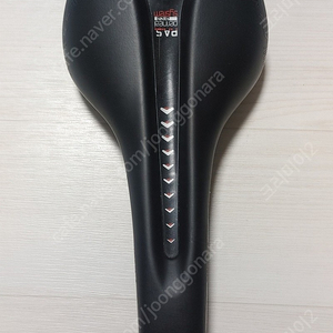 **안장]] 프롤로고 나고 에보 파스134mm 팝니다. ( 택포 2.5만)**