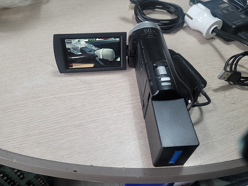 sony hdr-cx450한대더 판매합니다