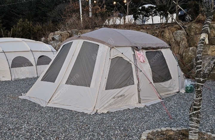 노스피크 옐로우스톤 하이브리드 텐트 판매합니다