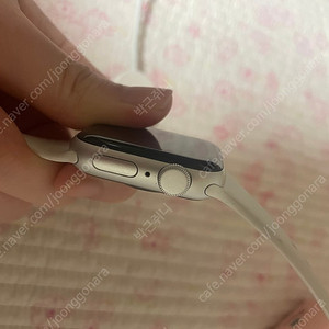 애플워치 SE 실버 40mm(배터리100%,충전기포함,밴드미포함)