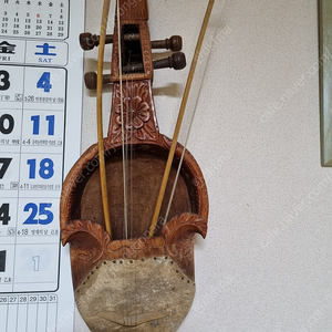 네팔 악기 장인이 만든 전통 악기