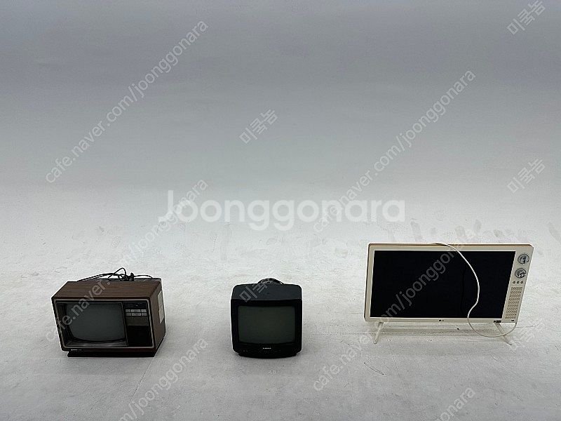 옛스러운, 올드한, 빈티지 브라운관 티비--0