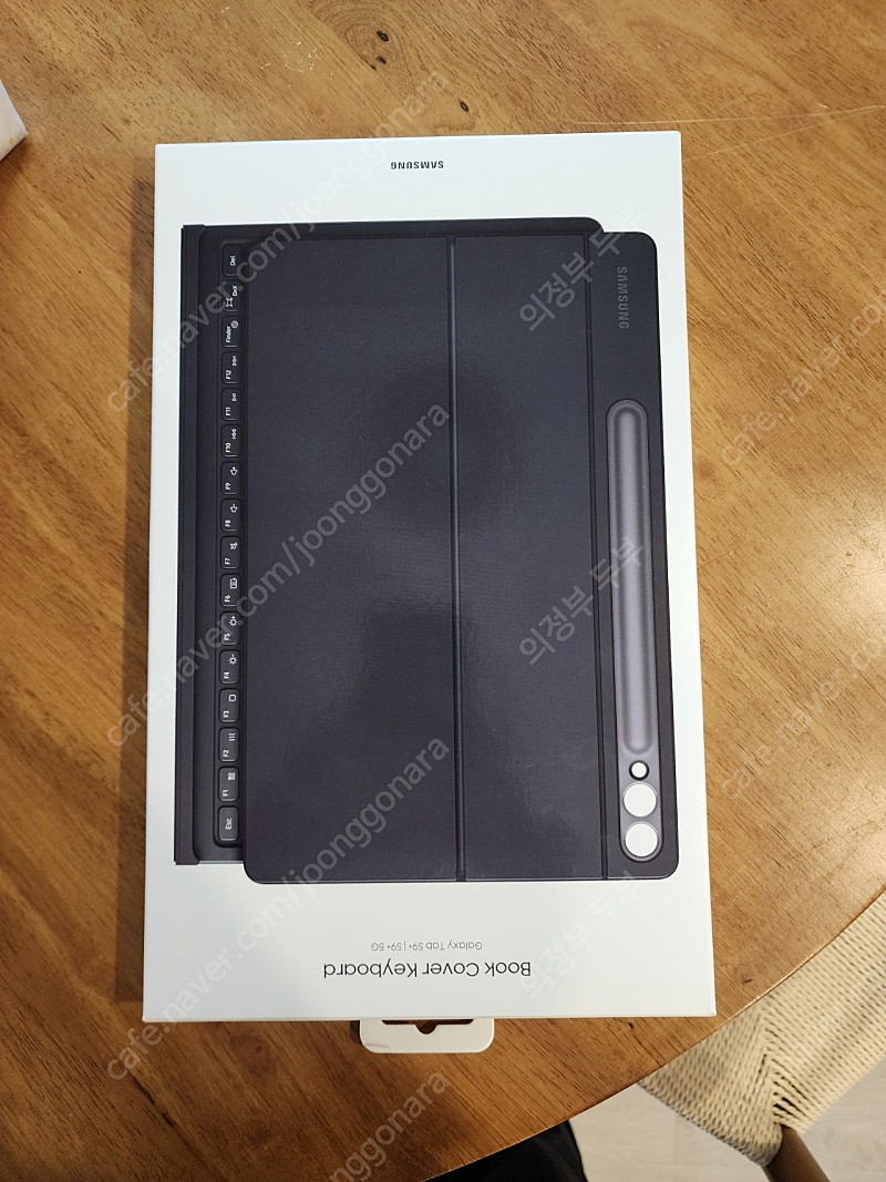 갤럭시 탭 S9+ 북커버키보드(EF-DX815) 판매