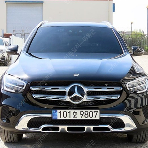 [벤츠] GLC클래스 GLC 220d 4매틱 ㅣ 2021년 ㅣ 56,330 KM ㅣ 검정 ㅣ 무사고 ㅣ 수원 ㅣ 4690만원