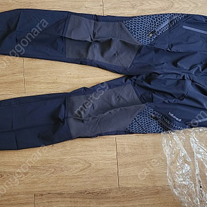 라푸마 LMP04B312 하이킹 트레킹 팬츠 등산복 바지, 판매합니다.