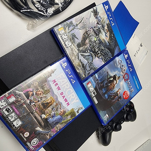 PS4 팝니다 (게임포함)