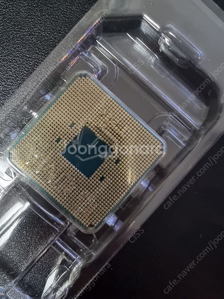 AMD 라이젠 3700X--1