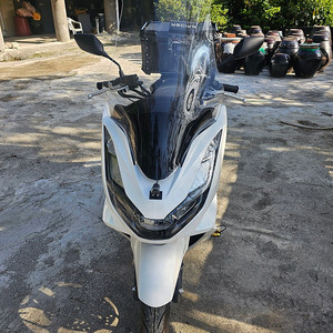 2022 PCX125 ABS 신차급 팝니다.