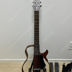 야마하 SLG-200S(사일런트 기타)