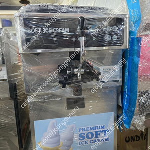 판매]소프트아이스크림 기계 아이스트로 SSI-151TG 중고