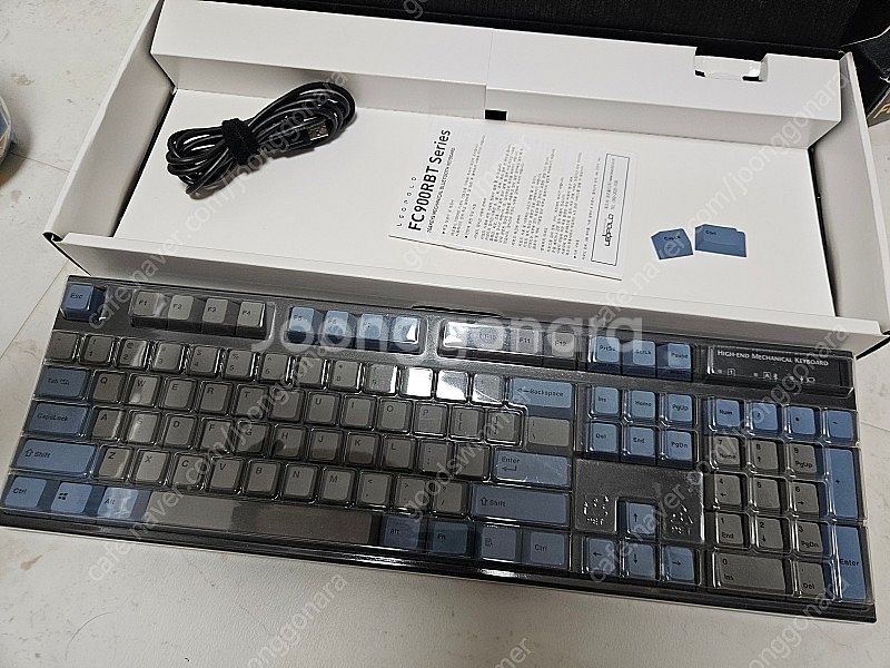 레오폴드FC900RBT 그레이블루 저적 영문 팝니다.--2