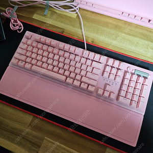 레이저 블랙위도우 v3 쿼츠 영어자판 판매합니다 (Razer Blackwidow V3 Quartz US)