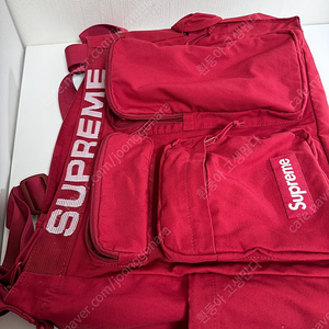 슈프림 필드 메신저백 레드 판매합니다! (Supreme Field Messenger Bag Red - 23SS)