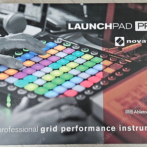 Novation 노베이션 런치패드 프로 Launchpad PRO