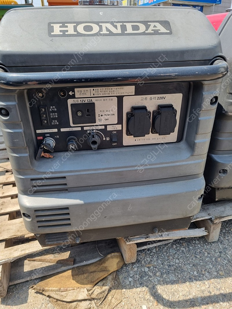 혼다 무소음 발전기 eu30is--3