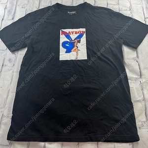 1977 playboy magazine T- shirt (M)