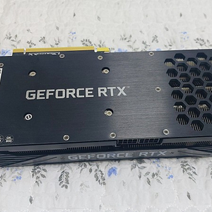 이엠텍 3070ti 블랙에디션 팝니다 (as 24년 12월까지 )