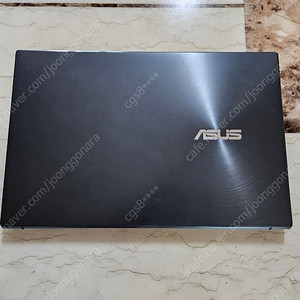 ASUS 노트북 젠북14 UM425UAZ-KI028 판매합니다.
