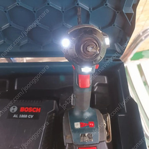 보쉬 전동 임팩 드릴 배터리 충전기 밧데리 무선 충전