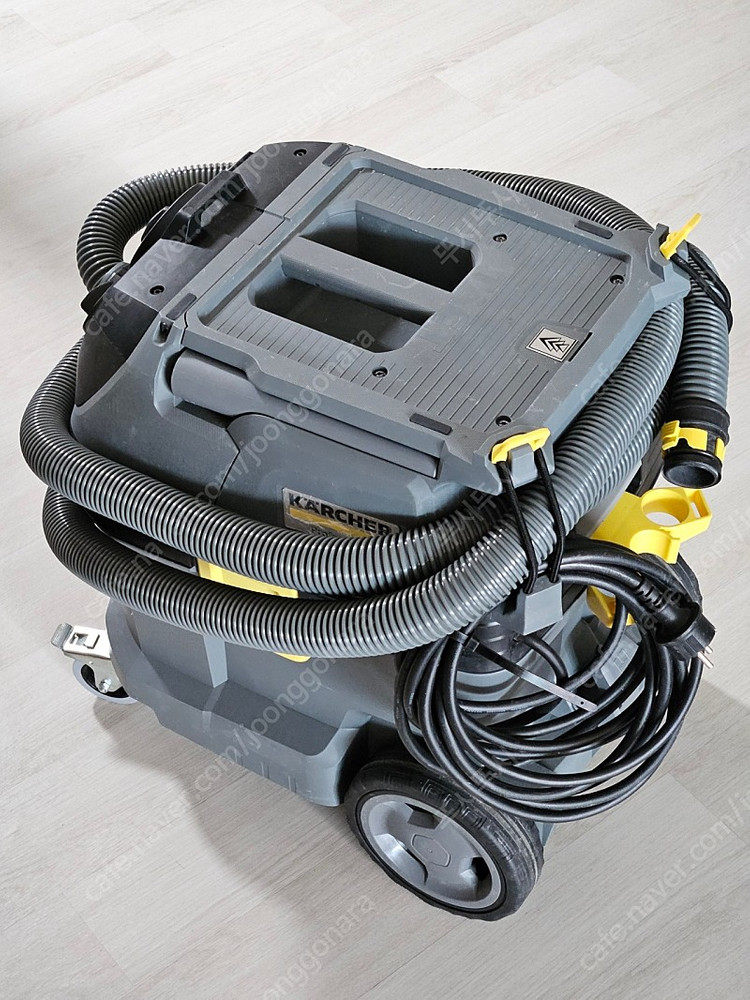 독일 카처 산업용 건습식 청소기 집진기 NT30/1 Tact Te L 업소용 공업용 진공청소기 이미지