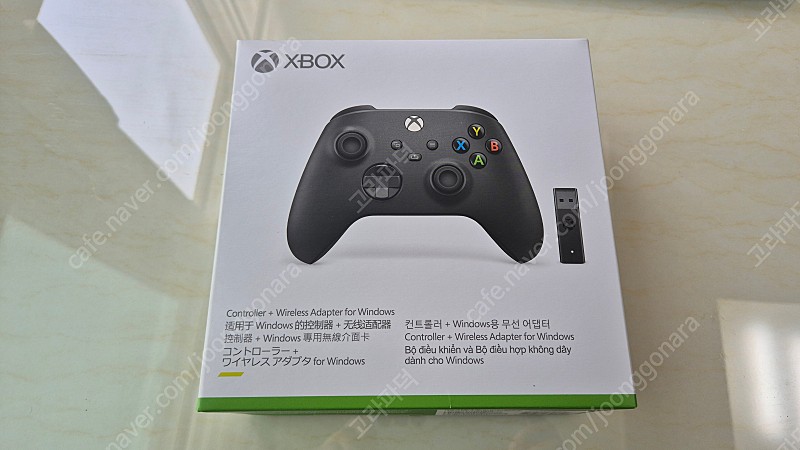 [미개봉] Xbox 4세대 무선 컨트롤러 카본 블랙 + 무선 어댑터 리시버 정품 팝니다.