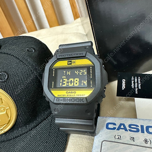 지샥 뉴에라 DW-5600NE-1DR