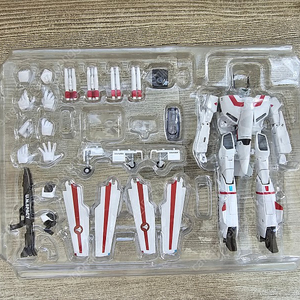 하이메탈R 마크로스 VF-1J 아머드 발키리 이치죠 히카루기 리바이벌 Ver.