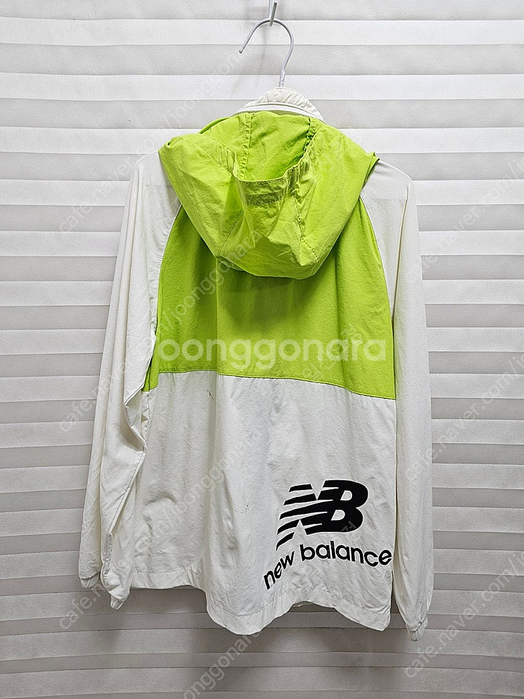 뉴발란스 키즈 바람막이 자켓 점퍼 사이즈 130--1
