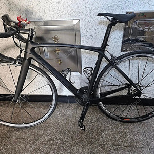 첼로 케인 마크2 풀카본 울테그라 로드자전거 판매합니다. 펄크럼 레이싱 제로 2way 교체