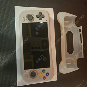 레트로 포켓4 프로 128gb판매합니다