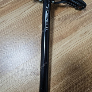 탐슨 톰슨 싯포스트 27.2 싯클램프 31.8 팝니다