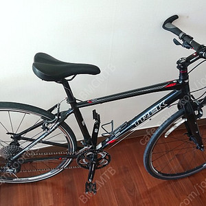 트렉 하이브리드 자전거 FX 7.5