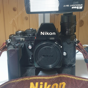 니콘 F-3 필름 카메라