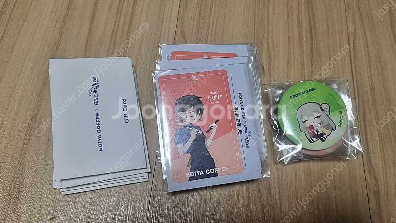 이디야 블루 아카이브 기프트카드/ 핀버튼 / 포토카드 ...--0